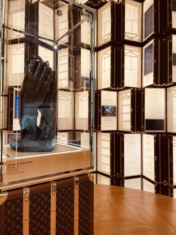 フランス館_ルイヴィトン展示